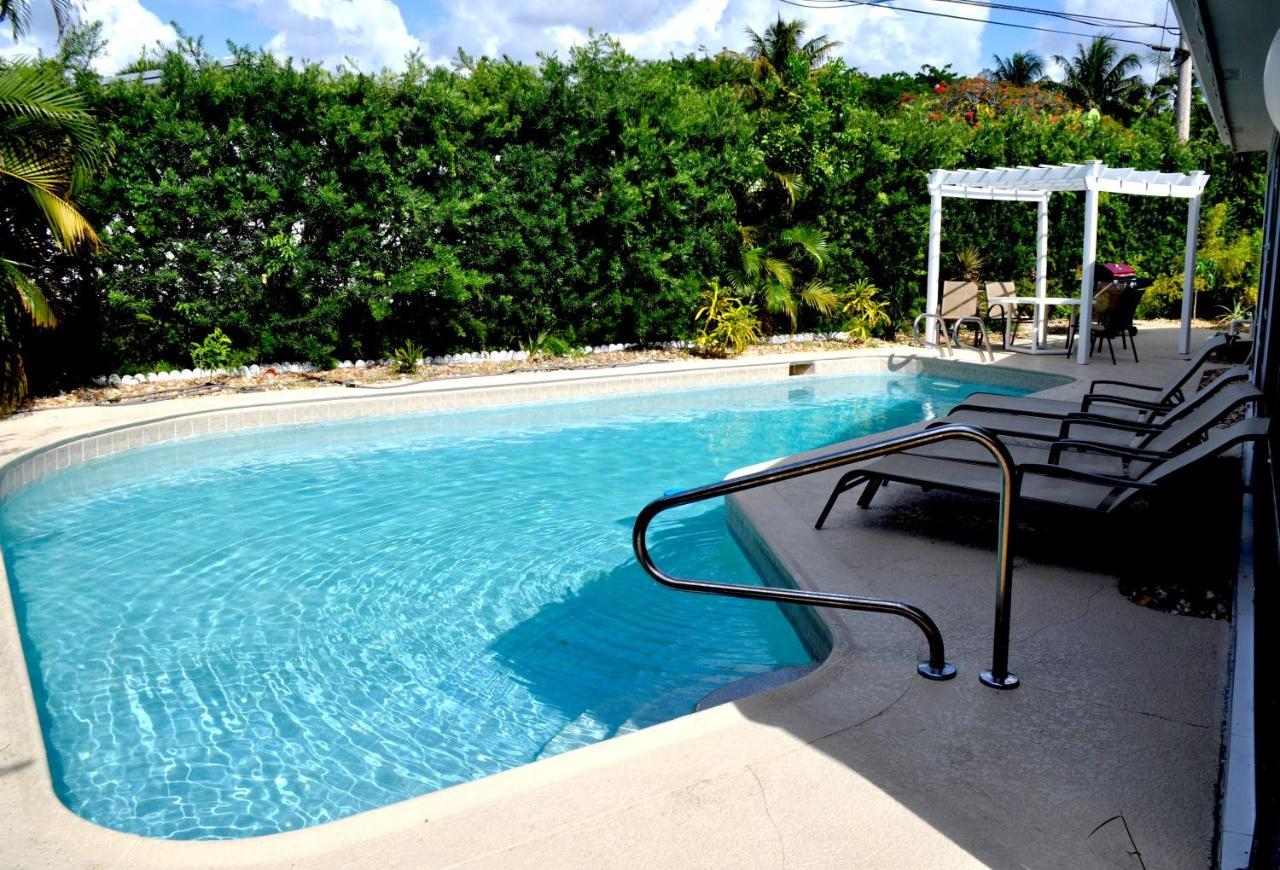 Lovely 3-Bd, Walk To Bars, 9 Min Drive From Beach! Heated Pool. 劳德代尔堡 外观 照片